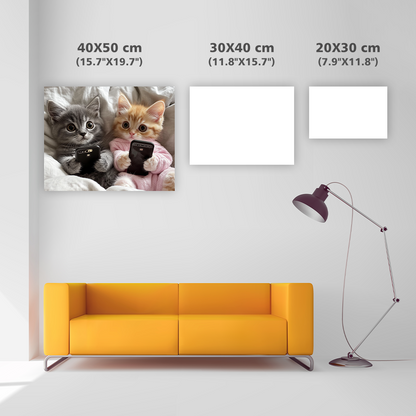 Kattunge som leker med mobiltelefon - Diamond Painting
