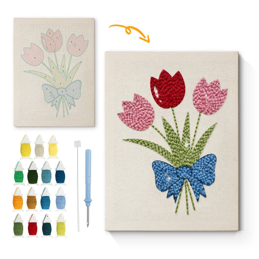 Tulpanbukett med blå rosett – Punch needle-broderi