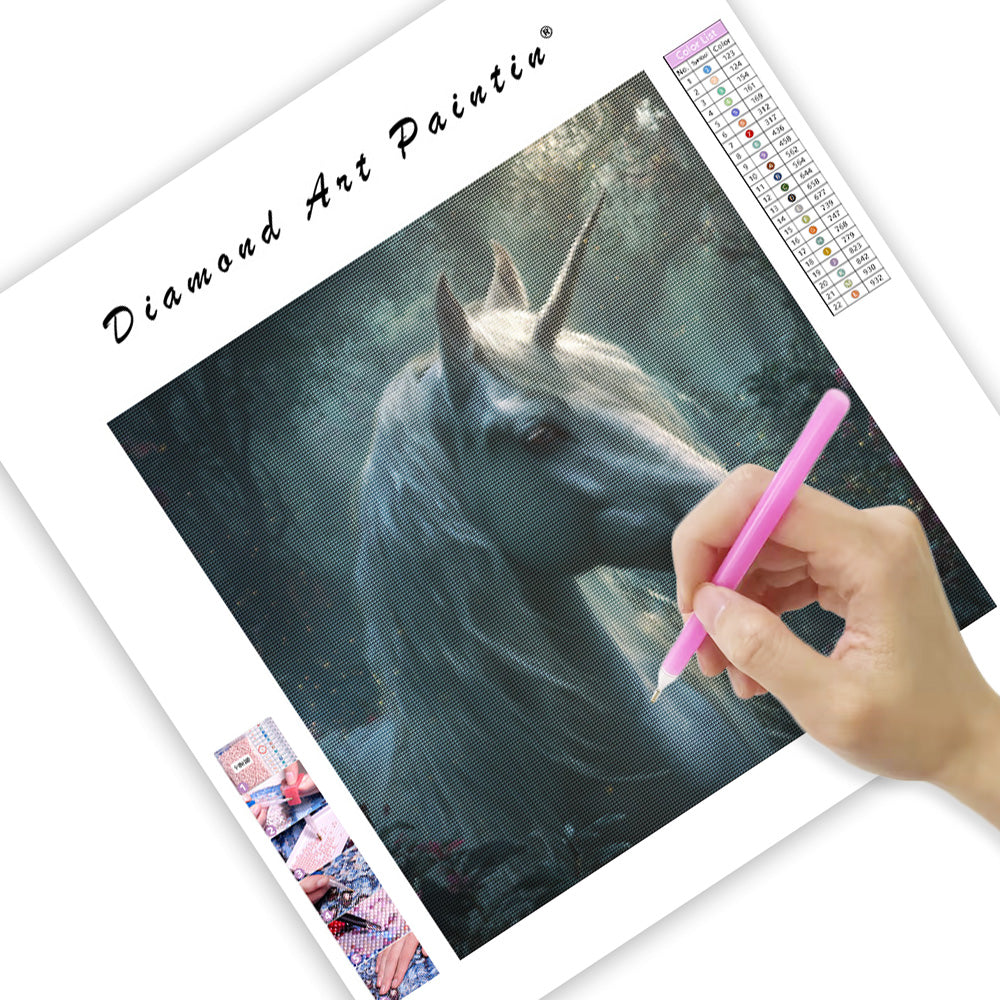 Förtrollad skog enhörning - Diamantmålning