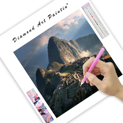 Machu Picchus soluppgångs majestät - Diamantmålning