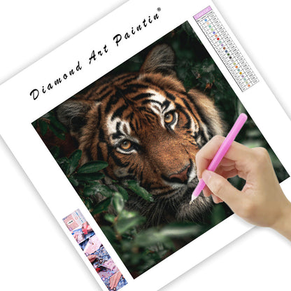 Tiger i djungelns skuggor - Diamantmålning