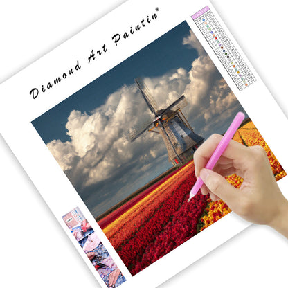 Väderkvarn i tulpanfält - Diamantmålning Målning