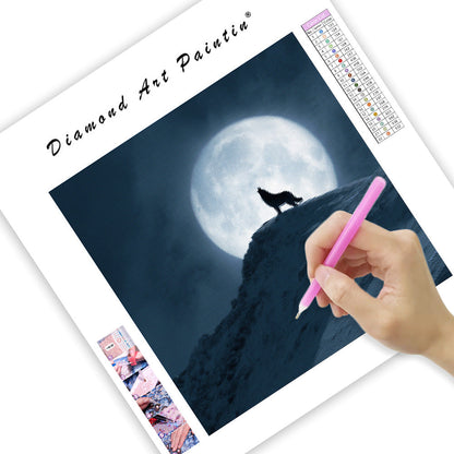 Varg som ylar vid fullmåne - Diamantmålning