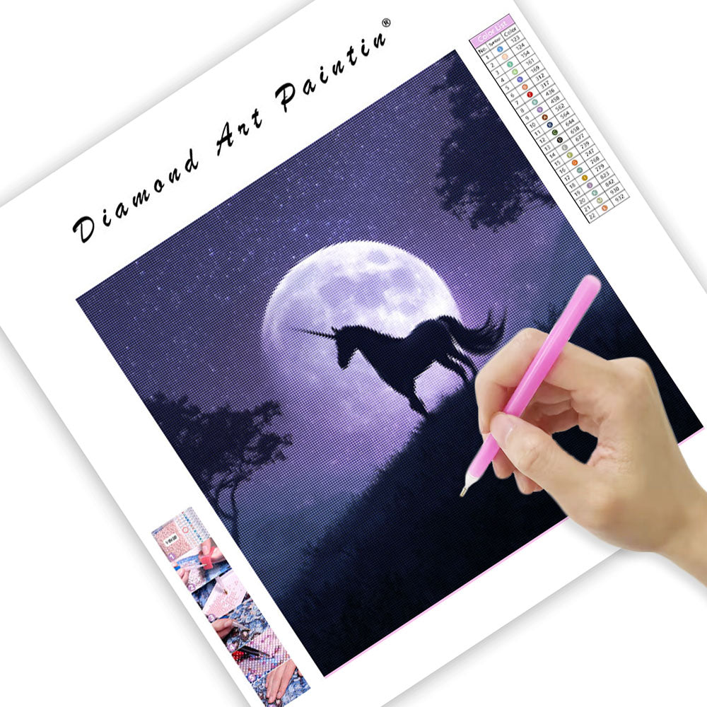 Enhörning under månen - Diamantmålning