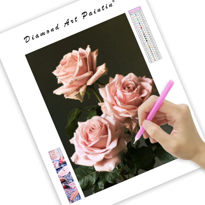 Eleganta rosa rosor - Diamantmålning
