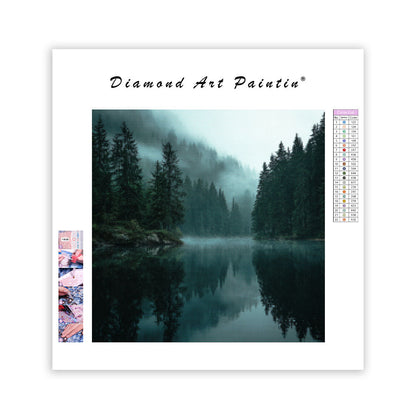 Mystisk Dimma över Sjön - Diamantmålning